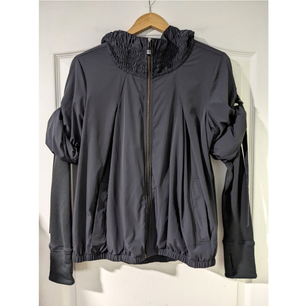 Lululemon | Dog Whisperer Jacket in grey